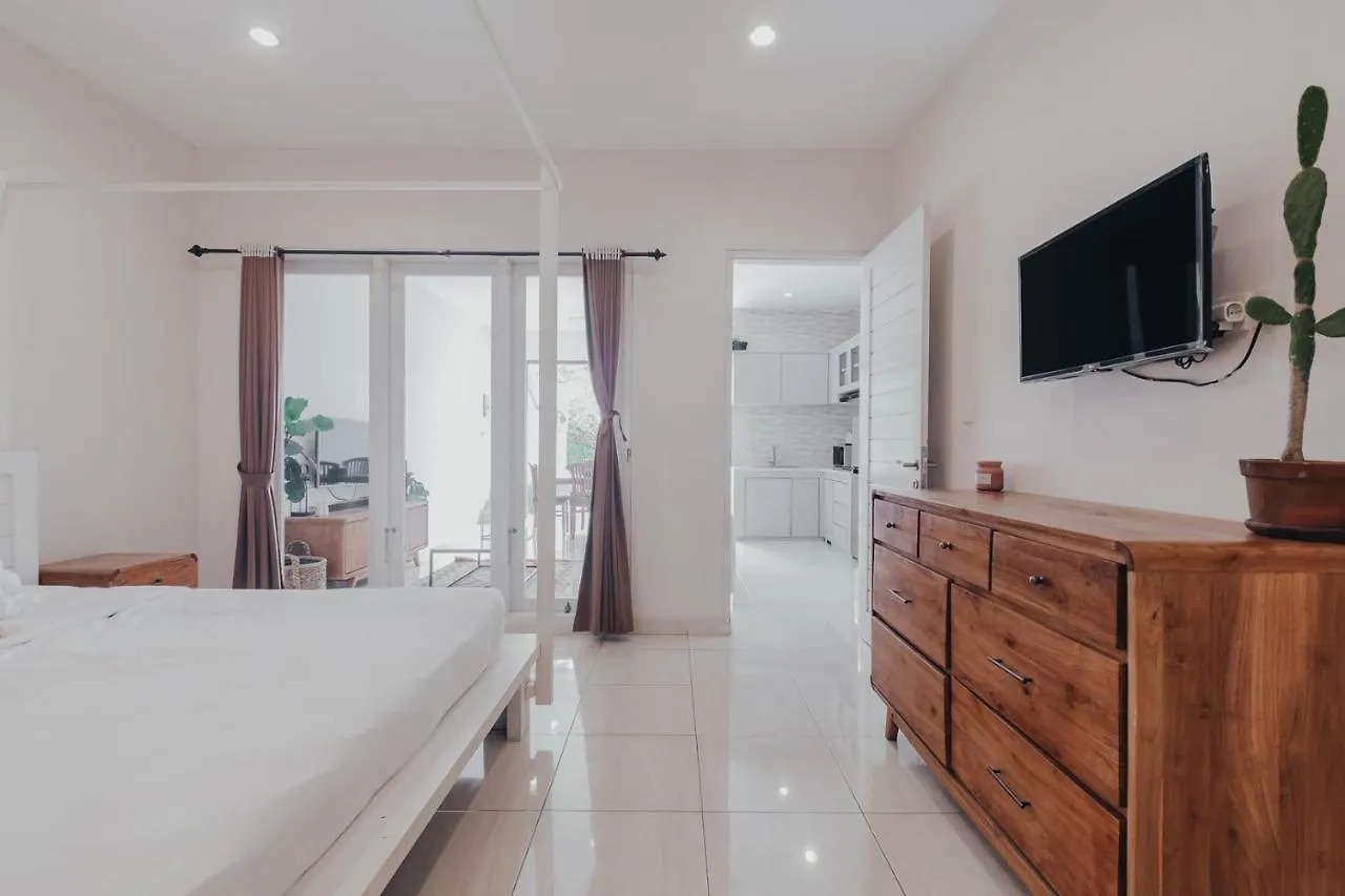 Affordable 2Br Private Pool Villa, Central Seminyak, Bali Seminyak (Bali)